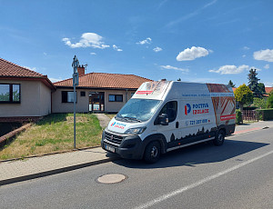 Zateplení stropu bungalovu pomocí foukané izolace